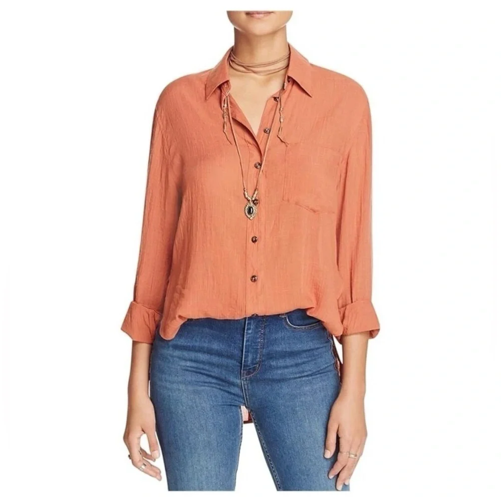 Free People Womens That's a Wrap Button Down Tie Front Shirt in Peach Coral Pink